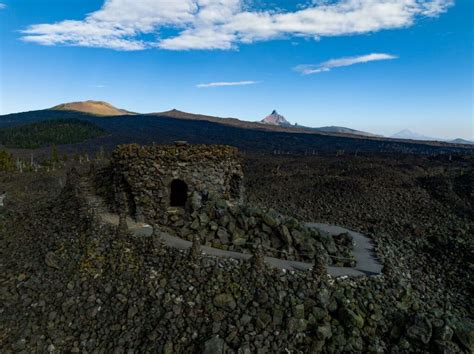 Central Oregon Hiking Trails - Visit Central Oregon