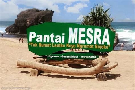 Pantai Mesra (Pantai Ngrawe) : Daya Tarik, HTM, Dan Penginapan - Review Lengkap - Aneka Wisata