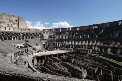 inside-colosseum-in-rome - BrowsingRome