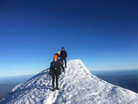 Mt. Hood - Climbing to the top! - Zoller's Outdoor Odysseys