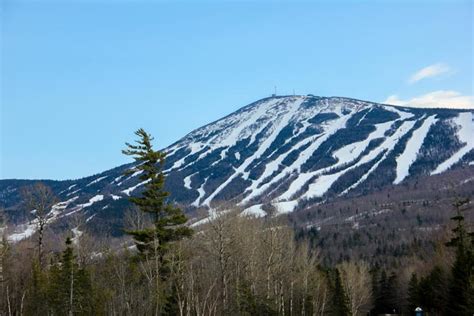 Sugarloaf Mountain & Kingfield on a Perfect Winter's Day in Maine