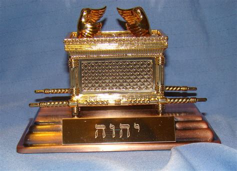 Judaica Yahweh Ark of the Covenant Replica in Hebrew | Judaica, The ...