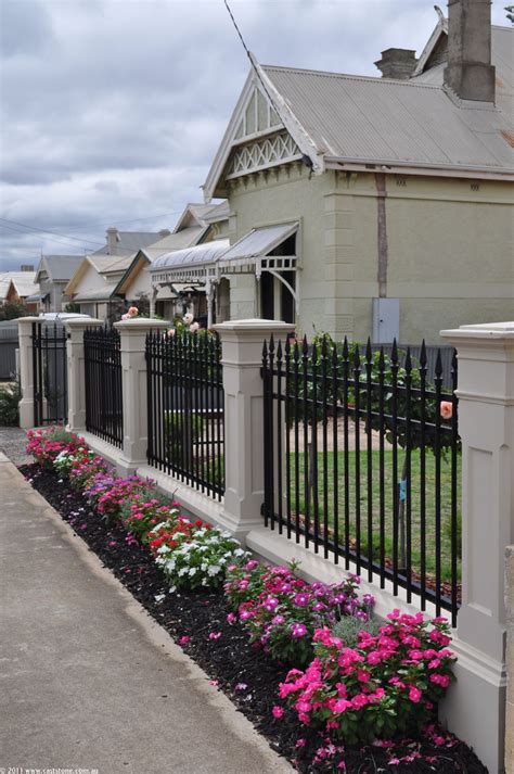 Penting Brick Wall Fence Design Ideas, Dekorasi Tembok