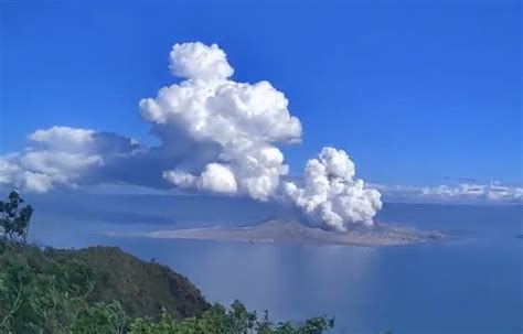 Phreatomagmatic Eruption at Volcano; Larger Eruption Possible ...