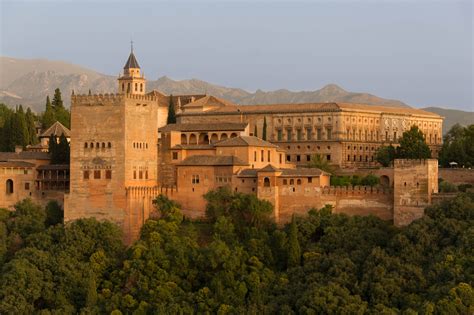 File:Detail Charles V palace Alhambra Granada Spain.jpg - Wikimedia Commons