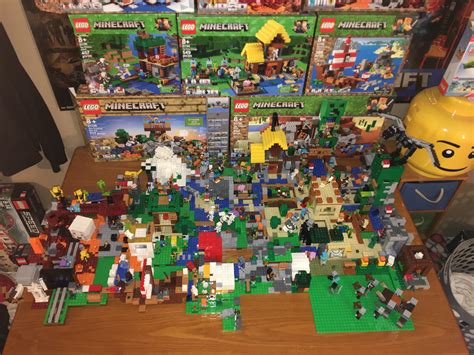 LEGO Minecraft Display ~20 sets : lego