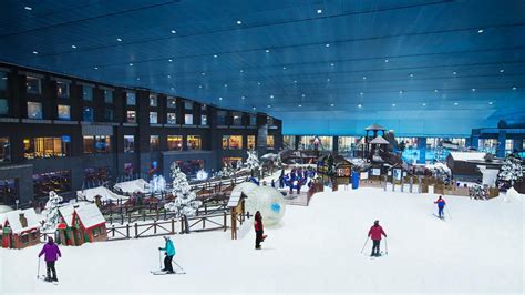 Ski Dubai (Mall of the Emirates) • Ski Holiday • Reviews • Skiing