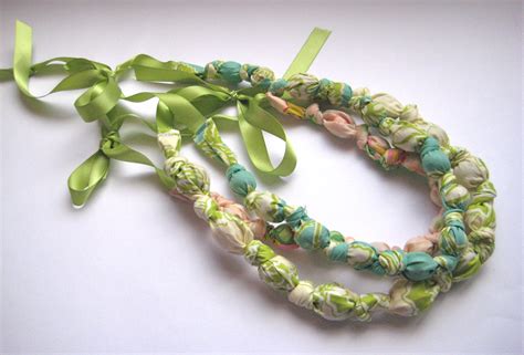 Bead & Knot Fabric Necklace Tutorial | Skip To My Lou