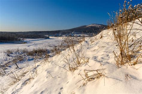 Premium Photo | Russian snowy village in winter ural mountains russia