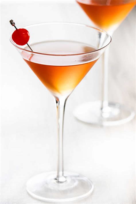 Manhattan {Drink Recipe} | Erren's Kitchen