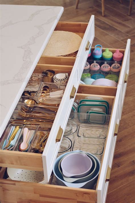 Kitchen Organization: How to Organize Your Kitchen Drawers - The Pink Dream