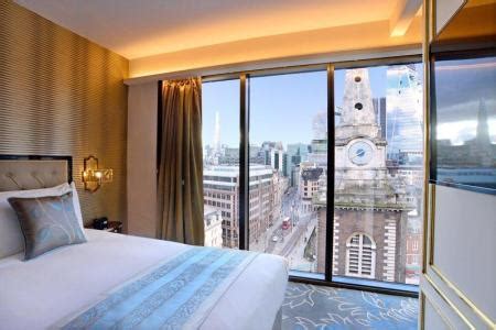 10 Top Hotels in London | Places to Stay w/ 24/7 Friendly Customer Service