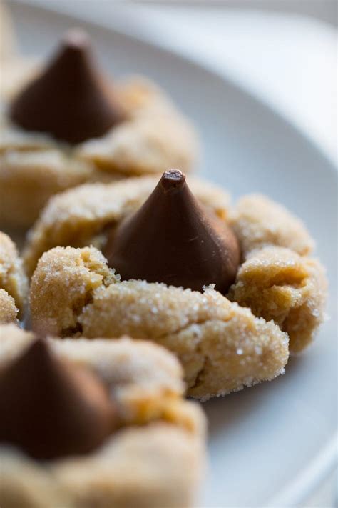 Peanut Butter Blossoms {classic recipe} - Lauren's Latest