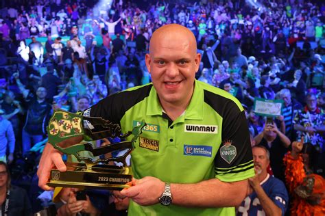 Victory for Van Gerwen at bet365 US Darts Masters | PDC