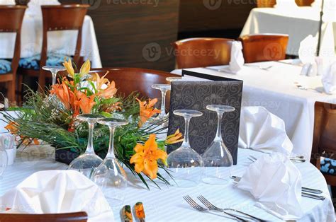 restaurant table view 11277239 Stock Photo at Vecteezy