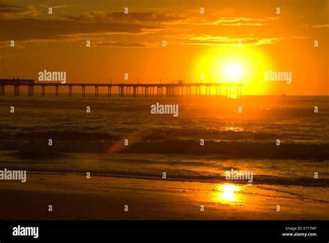 Ocean Beach Pier sunset, Ocean Beach, California Stock Photo - Alamy