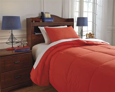 Plainfield Red Twin Comforter Set from Ashley (Q759091T) | Coleman ...