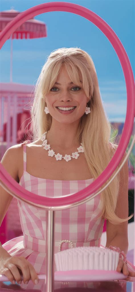 1242x2688 Margot Robbie In Barbie Movie Iphone XS MAX HD 4k Wallpapers ...