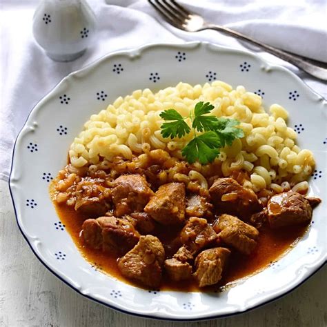 Pork Goulash Recipe - CookCrews.com