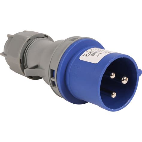 Industrial Connectors IP44 240V Plug 16A | Toolstation