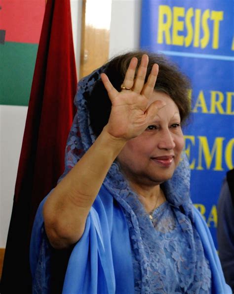 Khaleda Zia delivers a speech during a press conference at Gulshan ...