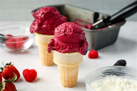 10+ Cottage Cheese Ice Cream Recipes (lots of flavor options!)