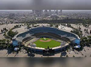 Dodger Stadium flooded: Dodger stadium flooded as Hurricane Hilary ...