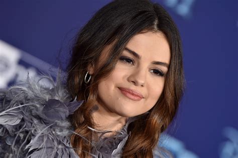 Selena Gomez Went Full Romy and Michele at a '90s Prom-Themed Party