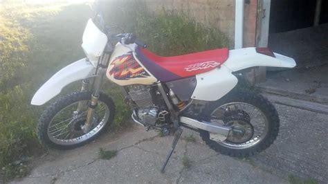 Honda XR 250 R Review: Specs You MUST Know Before Buying - Motocross ...