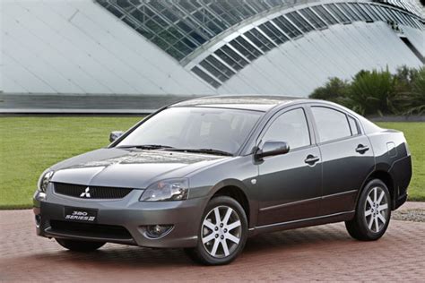 MITSUBISHI 380 2005 – 2008 - Marque Automotive News