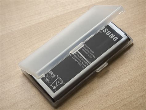 The Samsung Galaxy S5 official extra battery kit | Android Central