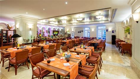 Dining - Huong Viet Restaurant Nha Trang Hotel - Sunrise Nha Trang ...