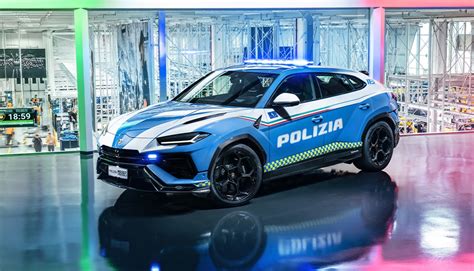 This is the new Lamborghini Urus Performante Polizia.