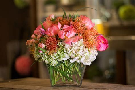 5 Easy Ways to Lengthen the Life of your Cut Flowers - The Plant Gallery