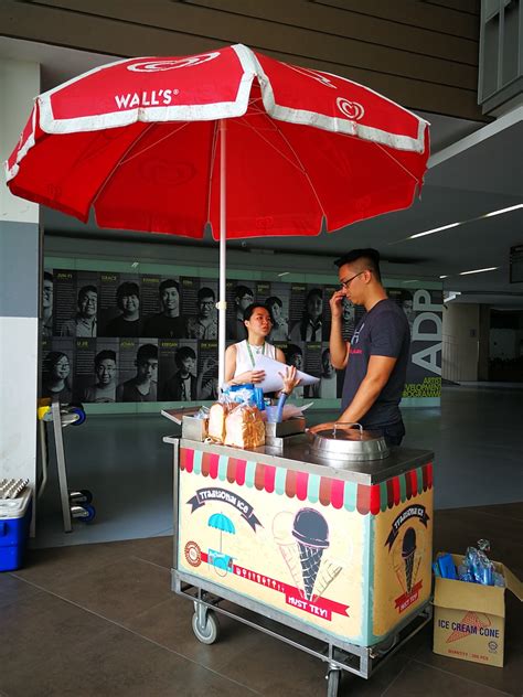 Traditional Ice Cream Cart Rental | Party People