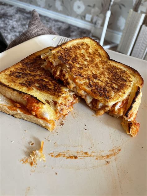 Homemade beef bolognaise and cheese toastie : r/melts