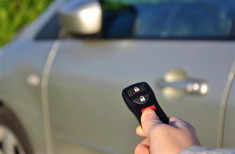 Car Keyless Entry vs Remote Keyless Entry: What’s the Difference?