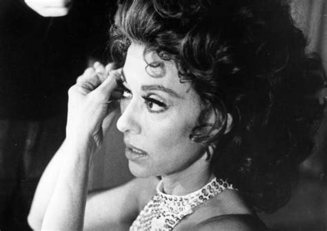 Rita Moreno Documentary Review: ‘Just A Girl Who Decided to Go for It ...