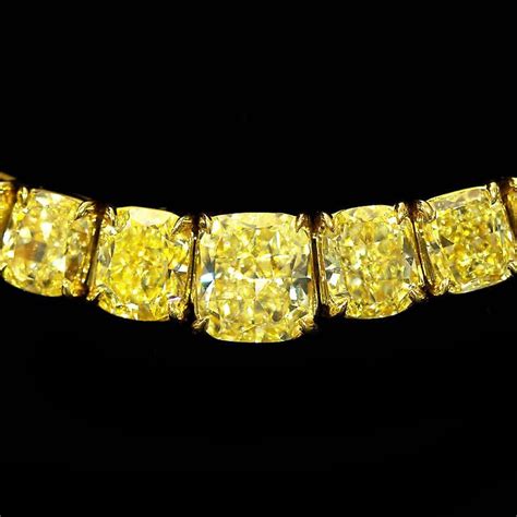 100 Carat Grand Fancy Yellow Diamond Necklace For Sale at 1stdibs