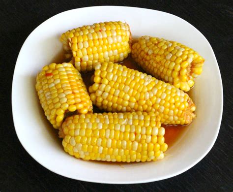 BOILED CORN WITH CAJUN SEASONING - Cook with Kushi