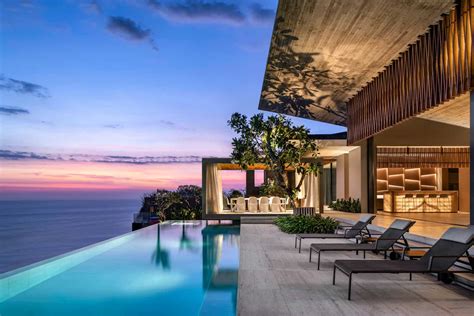 28 Incredible Modern Mansions That We’d Love to Call Home