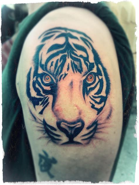 Tiger face tattoo - The Official Site of Rusvai Roland