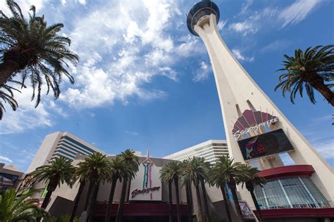 The 9 Best Las Vegas Hotels on the Strip | Oyster.com