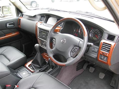 Nissan patrol interior photos