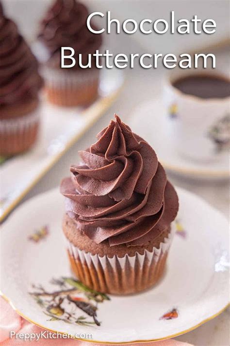 Fluffy, creamy, and smooth, this homemade Chocolate Buttercream ...