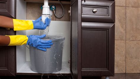 Common Water Leak Signs Every Fayetteville Homeowner...