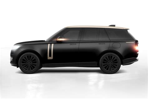 Range Rover SV - Black Satin Design | WrapStyle