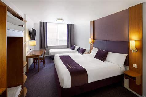 Premier Inn Romford Central (Mercury Gardens) Hotel - Hotels in Romford ...