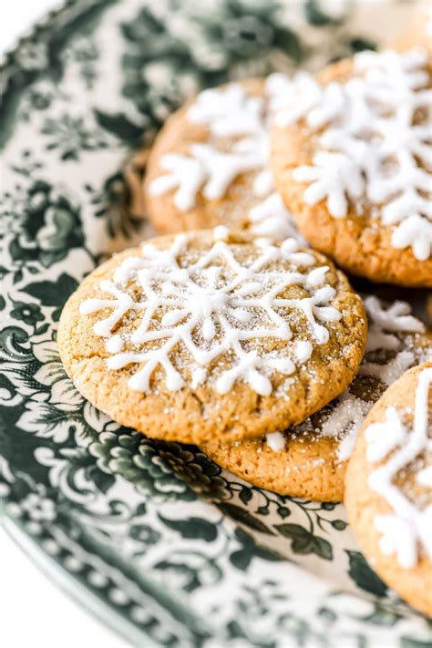 Ginger Cookies • easy to decorate!