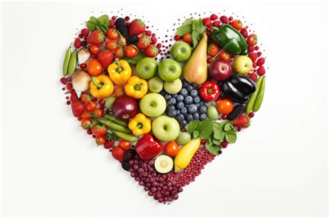 Premium Photo | Healthy heart made of fresh fruits and vegetables on ...